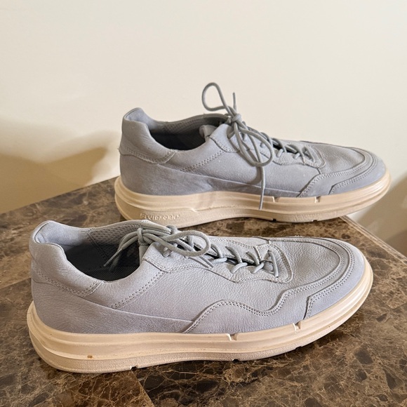 Ecco Light Gray Sneakers - Picture 4 of 6